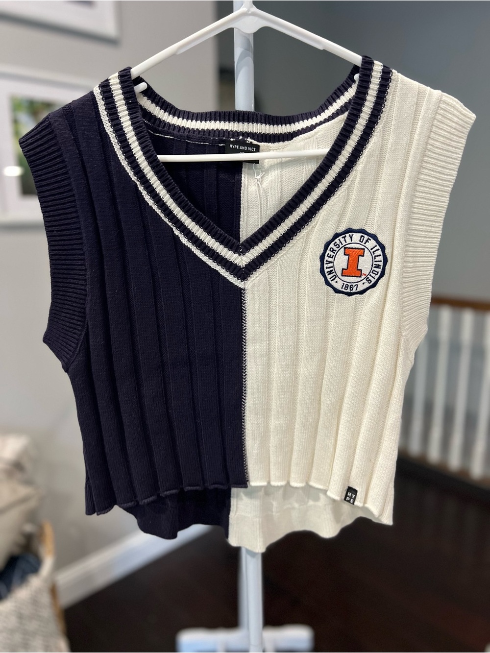 Cropped Knit Vest - Hype & Vice - UIUC